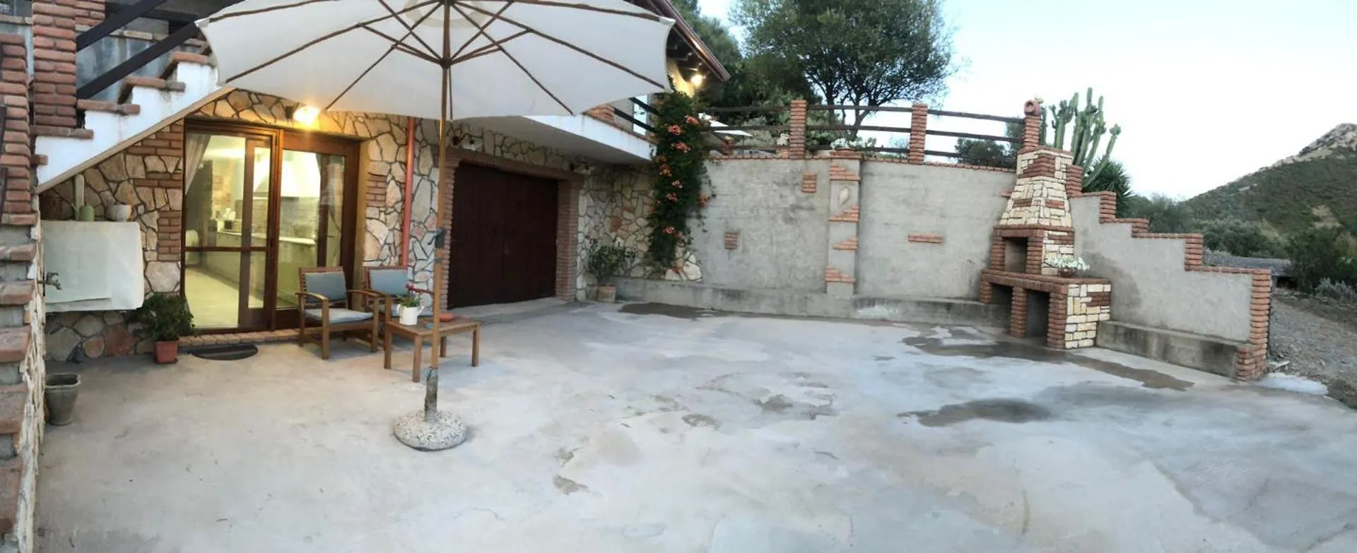 Taverna Andrea Gonnesa Apartament